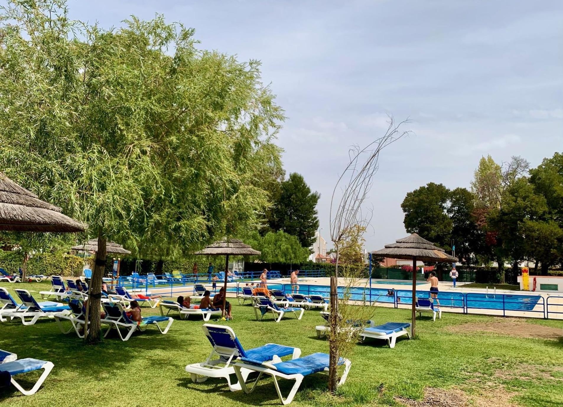 Parque De Campismo Orbitur Evora Hotel Buitenkant foto