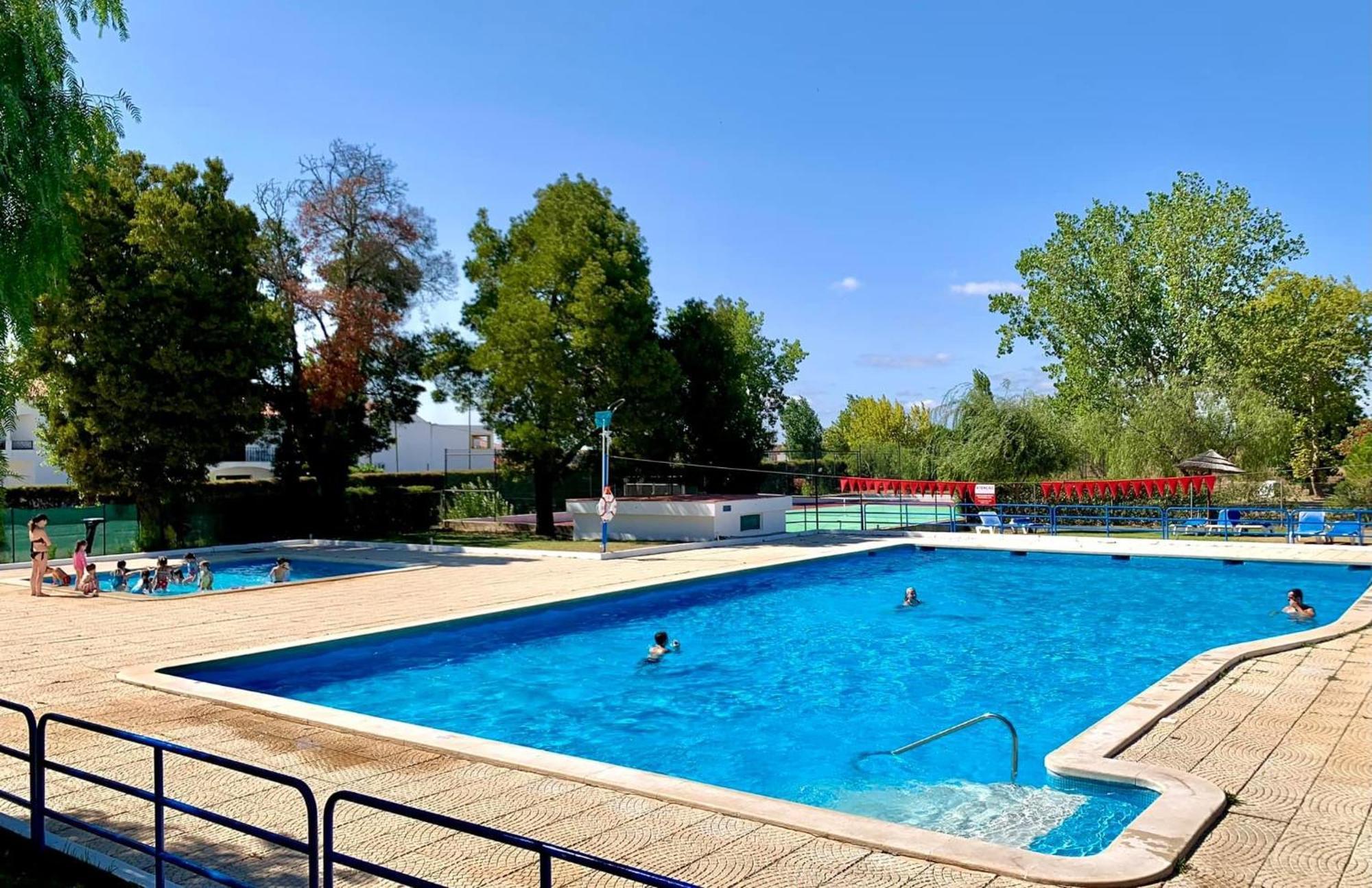 Parque De Campismo Orbitur Evora Hotel Buitenkant foto